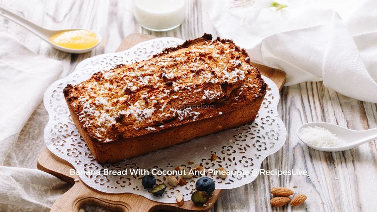 Banana Bread With Coconut And Pinapple