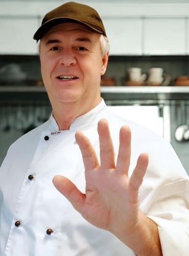 chef-brendan-recipes-live(370 x 500 px) chef-brendan-mooney